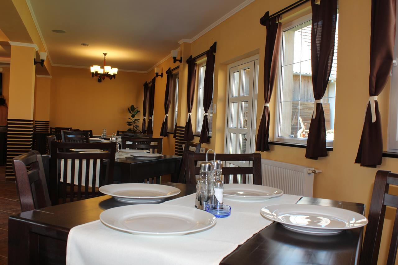 Bed and Breakfast Gyongyvirag Panzio Turia Exteriér fotografie